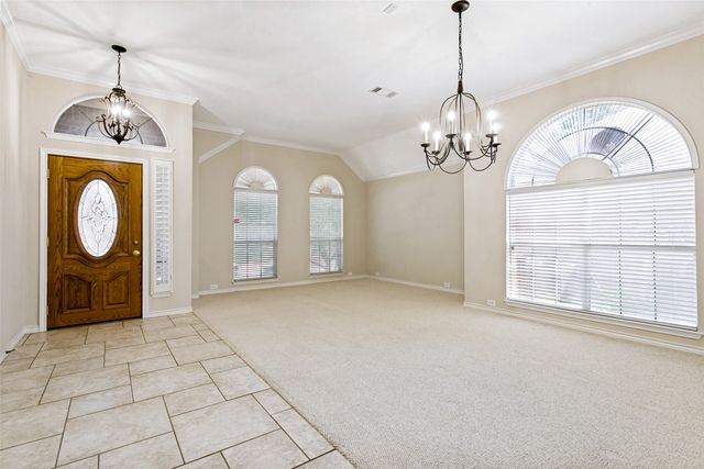 1609 Shadow Crest Drive, Corinth, TX 76210
