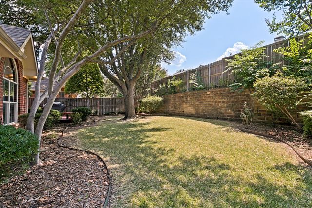 1609 Shadow Crest Drive, Corinth, TX 76210