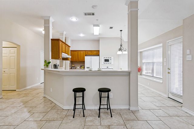 1609 Shadow Crest Drive, Corinth, TX 76210