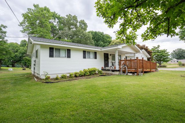 9272 Georgia 301, Trenton, GA 30752