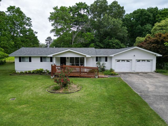 9272 Georgia 301, Trenton, GA 30752