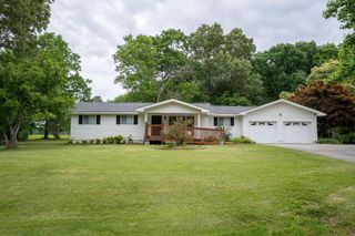 9272 Georgia 301, Trenton, GA 30752