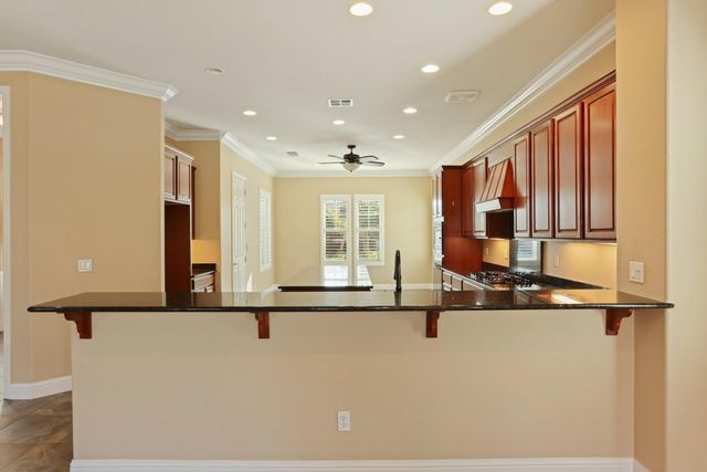 2439 Appleleaf Ln, Manteca, CA 95336