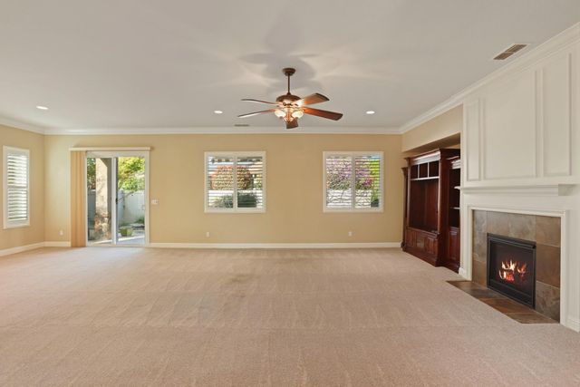 2439 Appleleaf Ln, Manteca, CA 95336