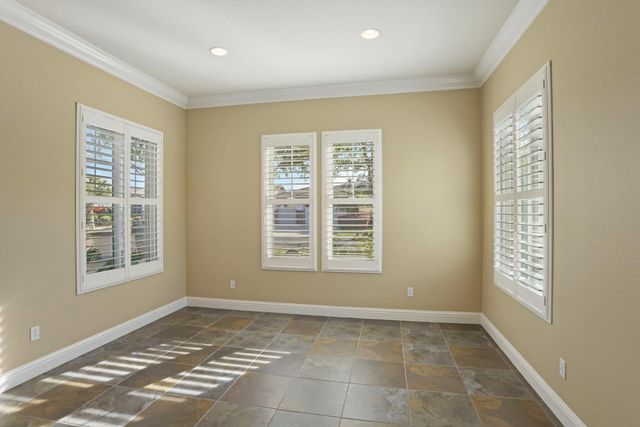 2439 Appleleaf Ln, Manteca, CA 95336