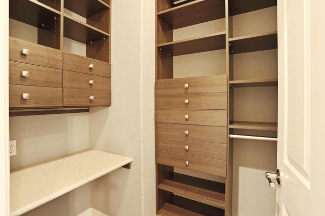 2439 Appleleaf Ln, Manteca, CA 95336