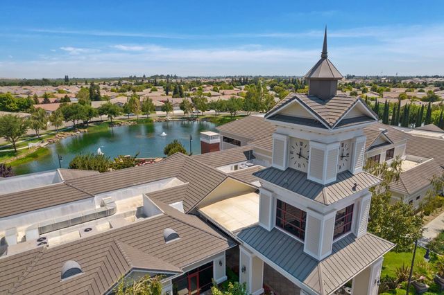 2439 Appleleaf Ln, Manteca, CA 95336