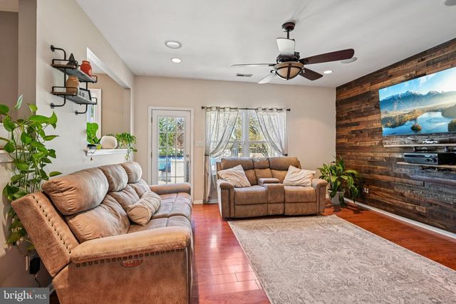 338 SUGAR HILL DR, Clayton, NJ 08312