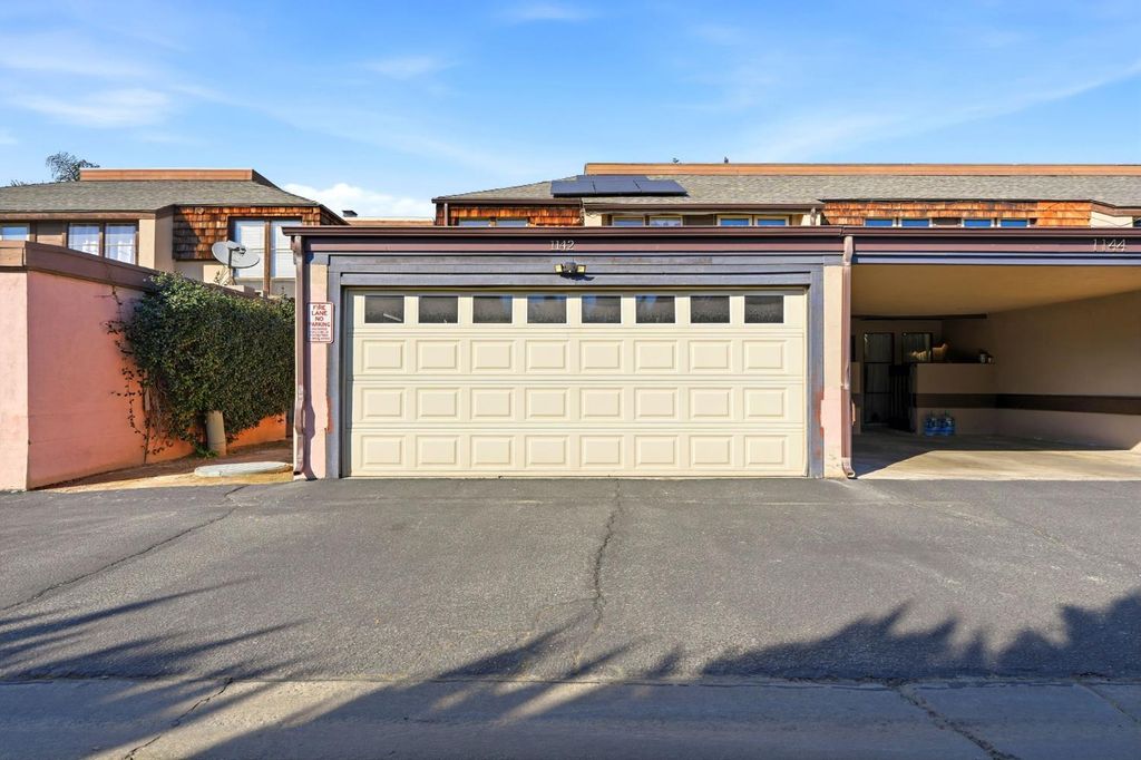 Image 27 of property listing at 1142 N Gem Street, Tulare, CA 93274