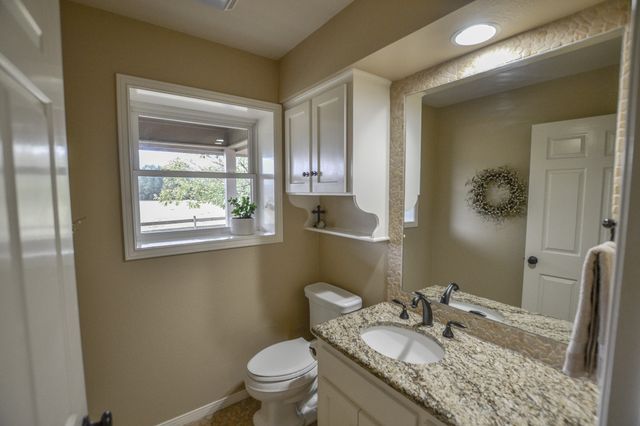 13612 County Road 3900, Athens, TX 75752