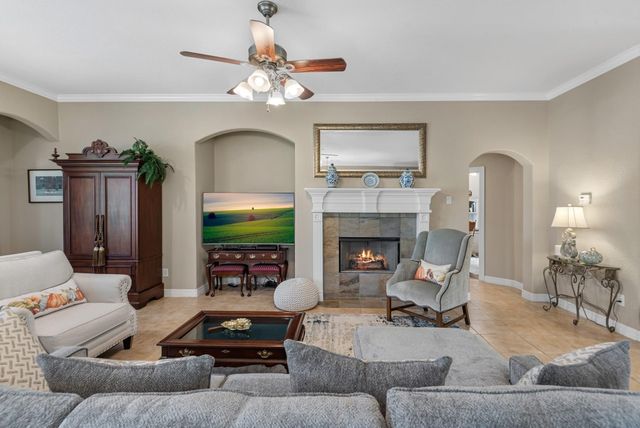 8 Winthrop Harbor, Montgomery, TX 77356