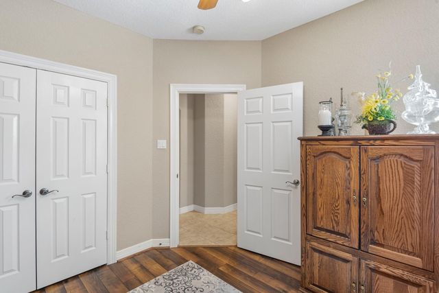 8 Winthrop Harbor, Montgomery, TX 77356