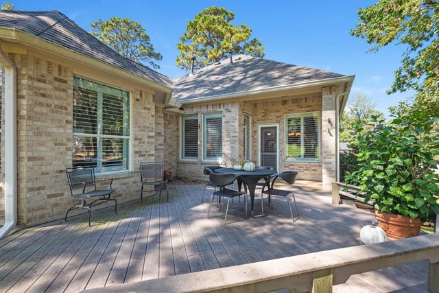 8 Winthrop Harbor, Montgomery, TX 77356