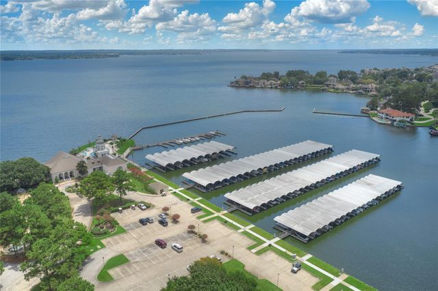 8 Winthrop Harbor, Montgomery, TX 77356