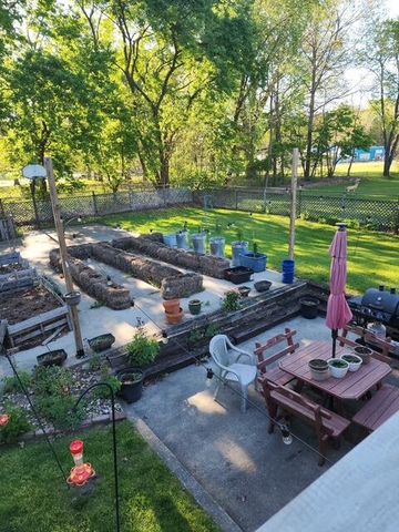 9552 Pine Street, Bridgman, MI 49106