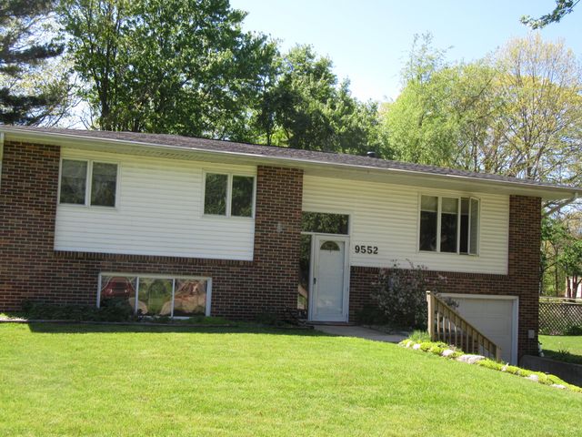 9552 Pine Street, Bridgman, MI 49106