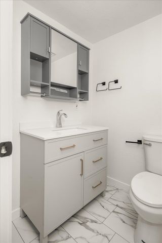 2203 E Glass Ave, Spokane, WA 99207