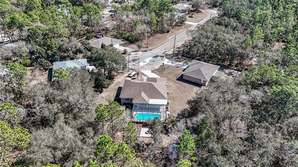 Image 44 of property listing at 5940 N BONVIEW POINT, Dunnellon, FL 34434