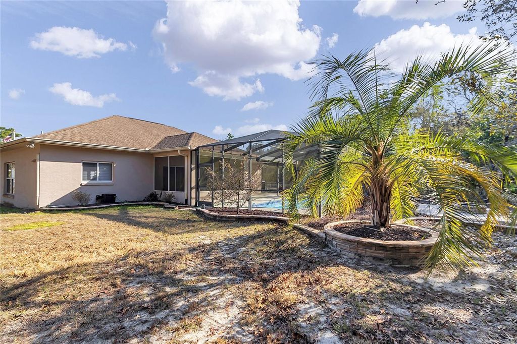 Image 7 of property listing at 5940 N BONVIEW POINT, Dunnellon, FL 34434