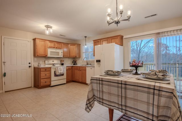 11552 COUNTY ROAD 4012, Holts Summit, MO 65043