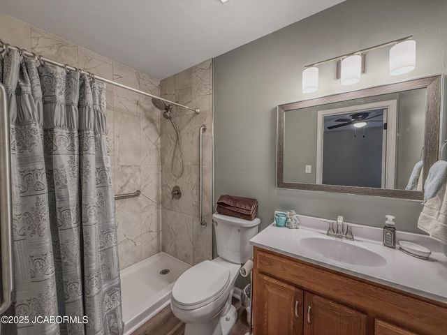 11552 COUNTY ROAD 4012, Holts Summit, MO 65043