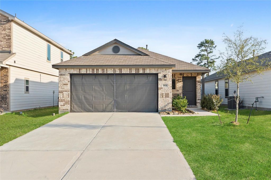 2034 Brixham Bluff Lane, Spring, TX 77373