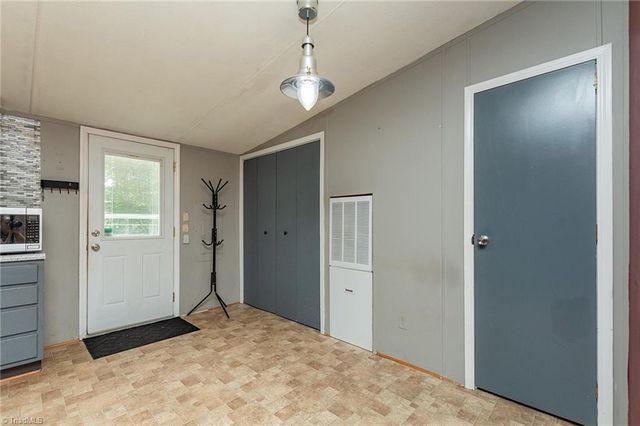 445 Lester Drive, Lexington, NC 27292
