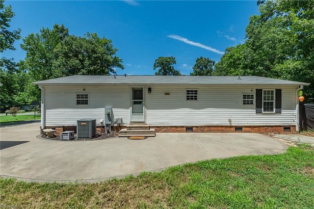 445 Lester Drive, Lexington, NC 27292