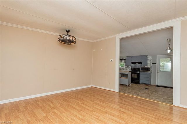 445 Lester Drive, Lexington, NC 27292