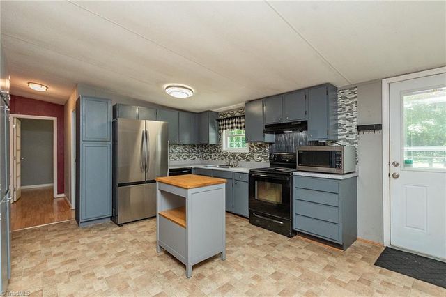 445 Lester Drive, Lexington, NC 27292
