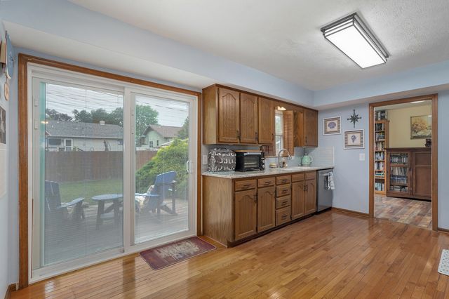 4349 S Cardinal Place, Springfield, MO 65804