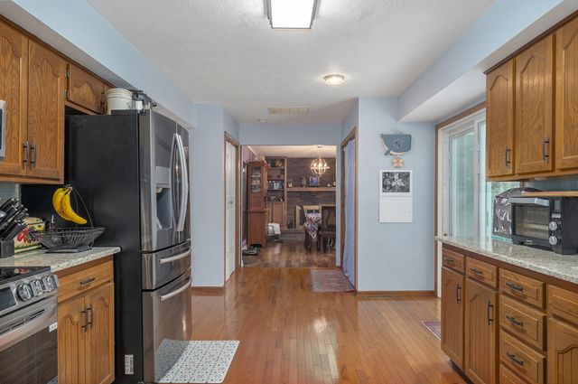 4349 S Cardinal Place, Springfield, MO 65804