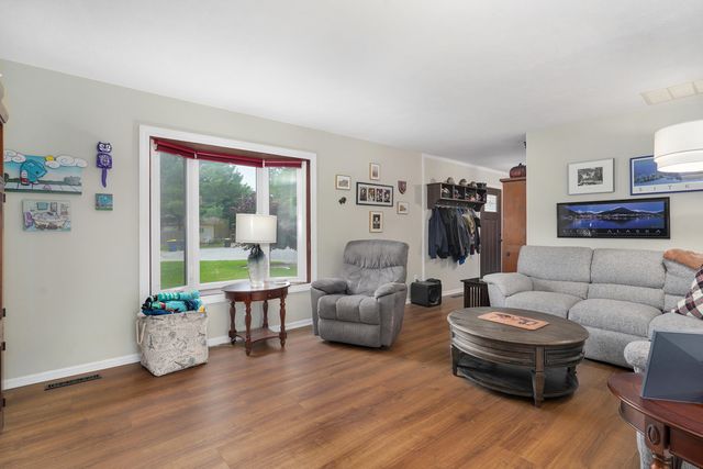 4349 S Cardinal Place, Springfield, MO 65804