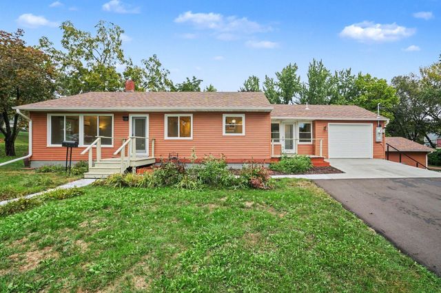 340 3rd Avenue S, Bayport, MN 55003