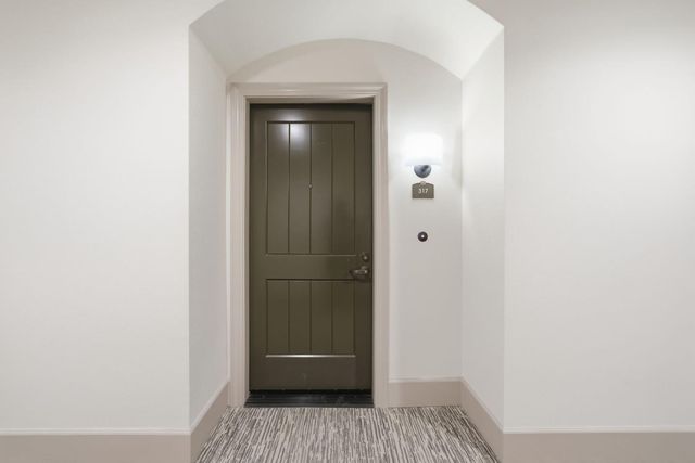 1001 Laurel Street 317, San Carlos, CA 94070