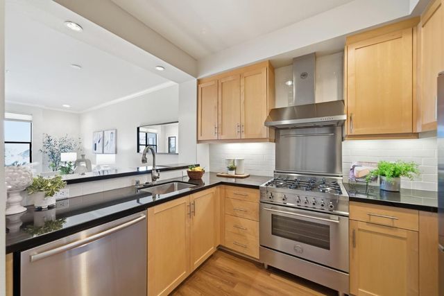 1001 Laurel Street 317, San Carlos, CA 94070