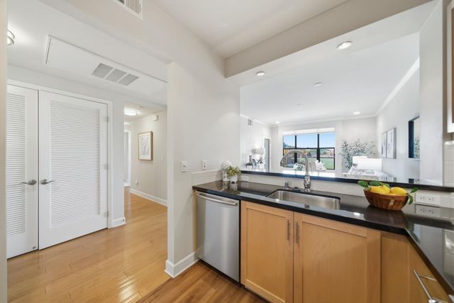 1001 Laurel Street 317, San Carlos, CA 94070