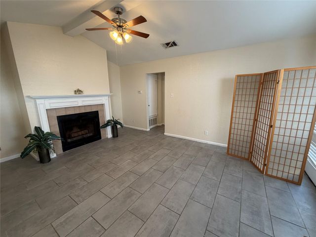 507 Cutty TRL B, Lakeway, TX 78734