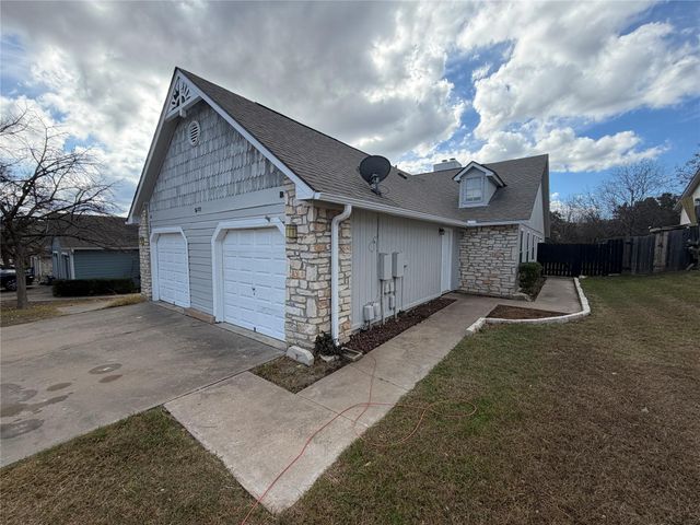 507 Cutty TRL B, Lakeway, TX 78734