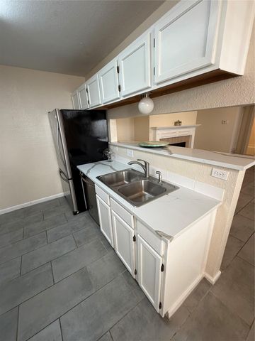 507 Cutty TRL B, Lakeway, TX 78734
