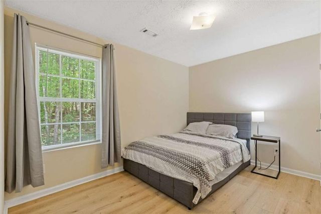 1450 Steam Engine Way, Conyers, GA 30013