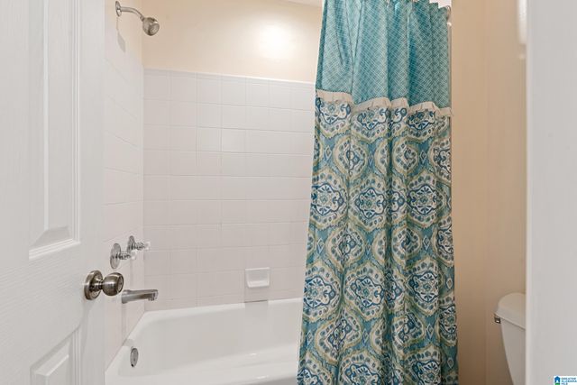 5527 LAKE CYRUS LANE, Hoover, AL 35244