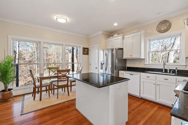 5527 LAKE CYRUS LANE, Hoover, AL 35244