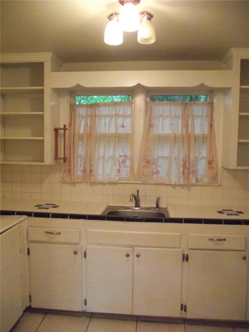 820 NW 24TH AVENUE, Gainesville, FL 32609