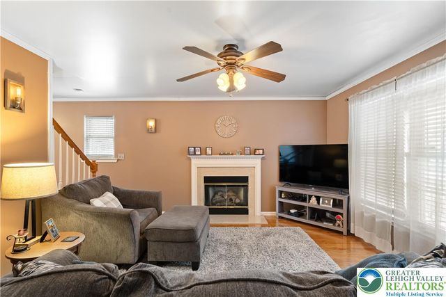 2659 Fieldview Drive, Lower Macungie Twp, PA 18062