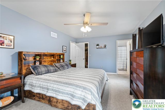 2659 Fieldview Drive, Lower Macungie Twp, PA 18062