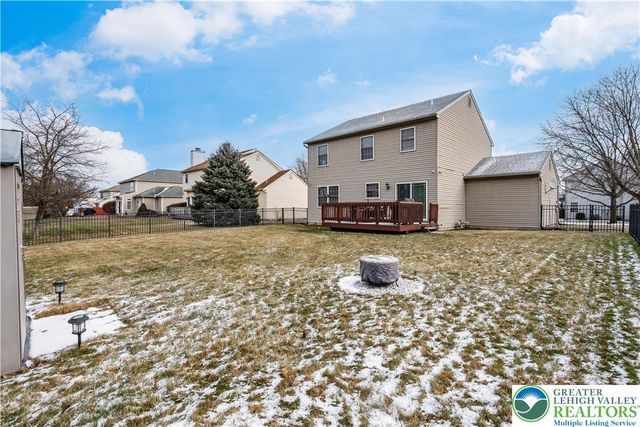2659 Fieldview Drive, Lower Macungie Twp, PA 18062