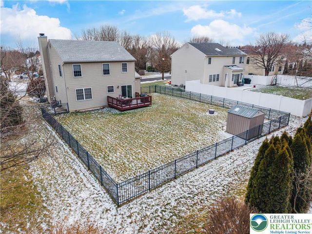 2659 Fieldview Drive, Lower Macungie Twp, PA 18062
