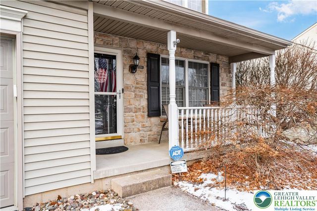 2659 Fieldview Drive, Lower Macungie Twp, PA 18062