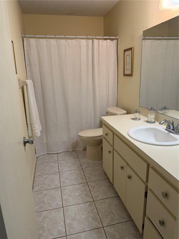 8591 SW 93RD PLACE B, Ocala, FL 34481